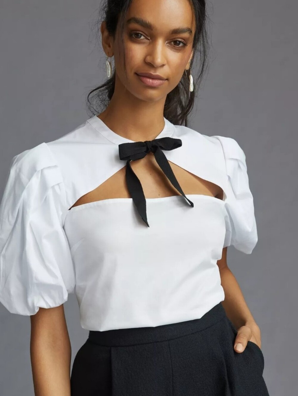 Harshmans Los Angeles White Puff Sleeve Bow Cutout Blouse NWT Women's Small